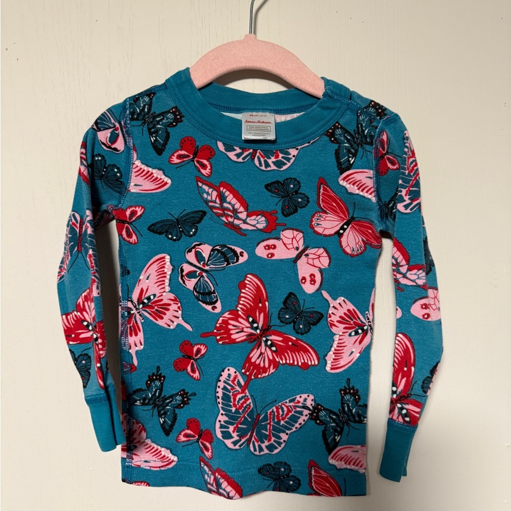 Hanna Andersson “bold butterflies” pajamas size 3T